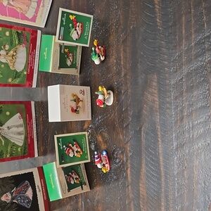 Hallmark Keepsake Ornaments Minature Peanuts Winter Fun SNOOPY 2002, 2005, 2009